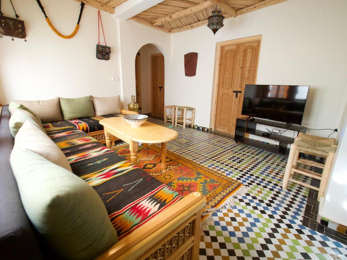 Traditional Moroccan House ทากาเซาท์ ภายนอก รูปภาพ